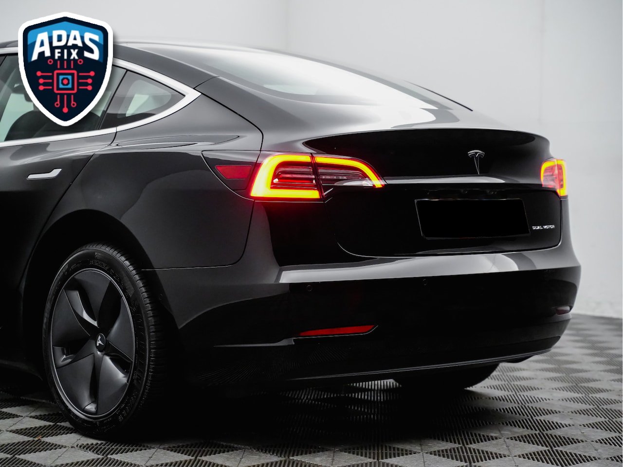 Foto del TESLA MODEL 3 GRAN AUTONOMÍA